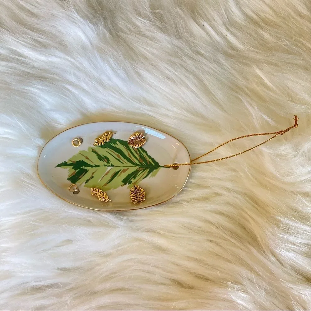 Paper Source Leaf Trinket Jewelry Dish & 3 Pairs Earrings New Ceramic